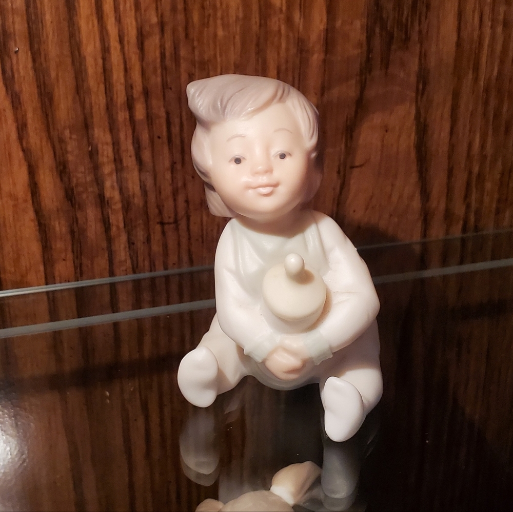 Bottle Time by Golden Memories Lladro